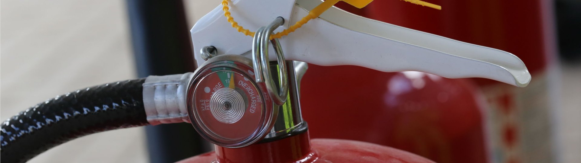 Противопожарна техника и консумативи / Пълнене на пожарогасители